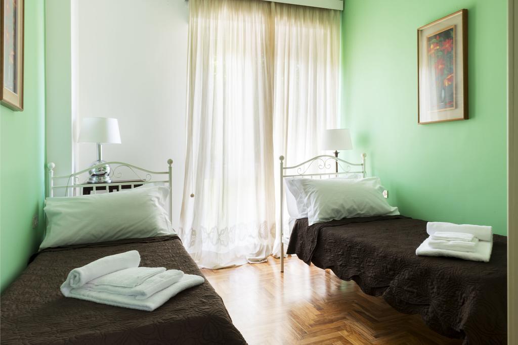 Rooms Villa Bergamo Airport Scanzorosciate Rum bild