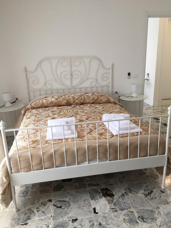 Rooms Villa Bergamo Airport Scanzorosciate Exteriör bild